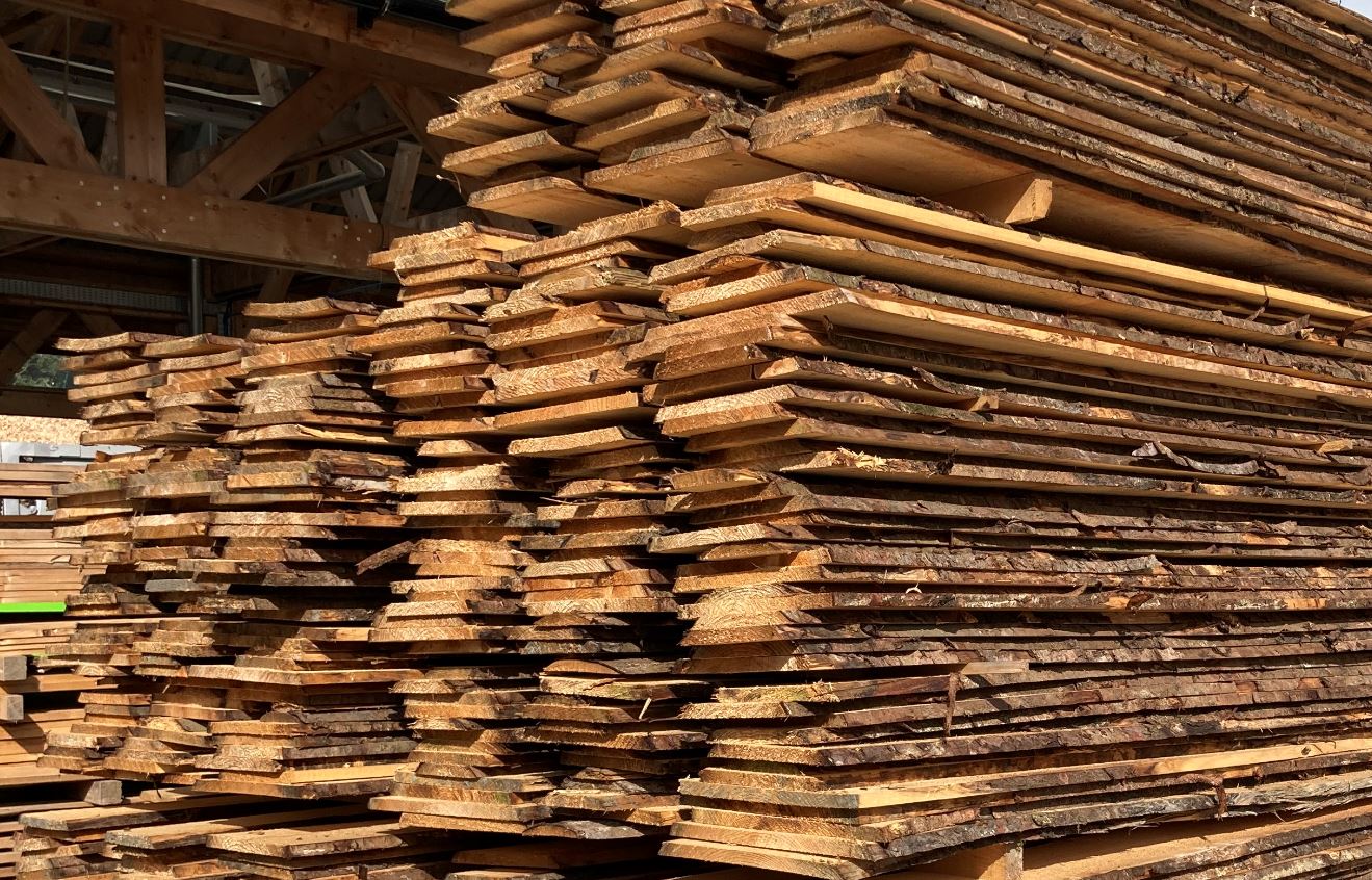 Waney edge cladding board