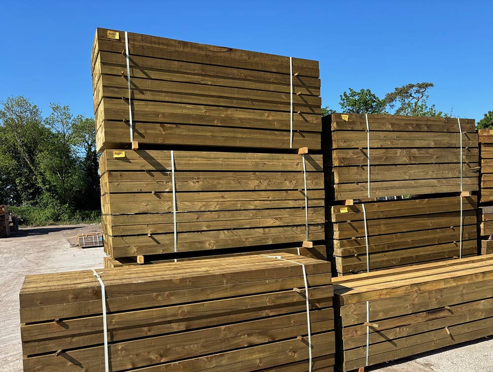 Garden Sleepers for Raised Beds, Steps and Garden Borders